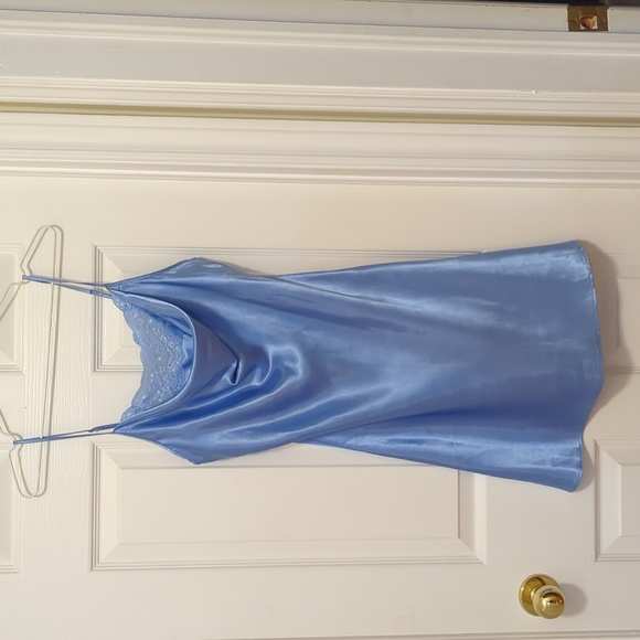 Chemise - Picture 1 of 4